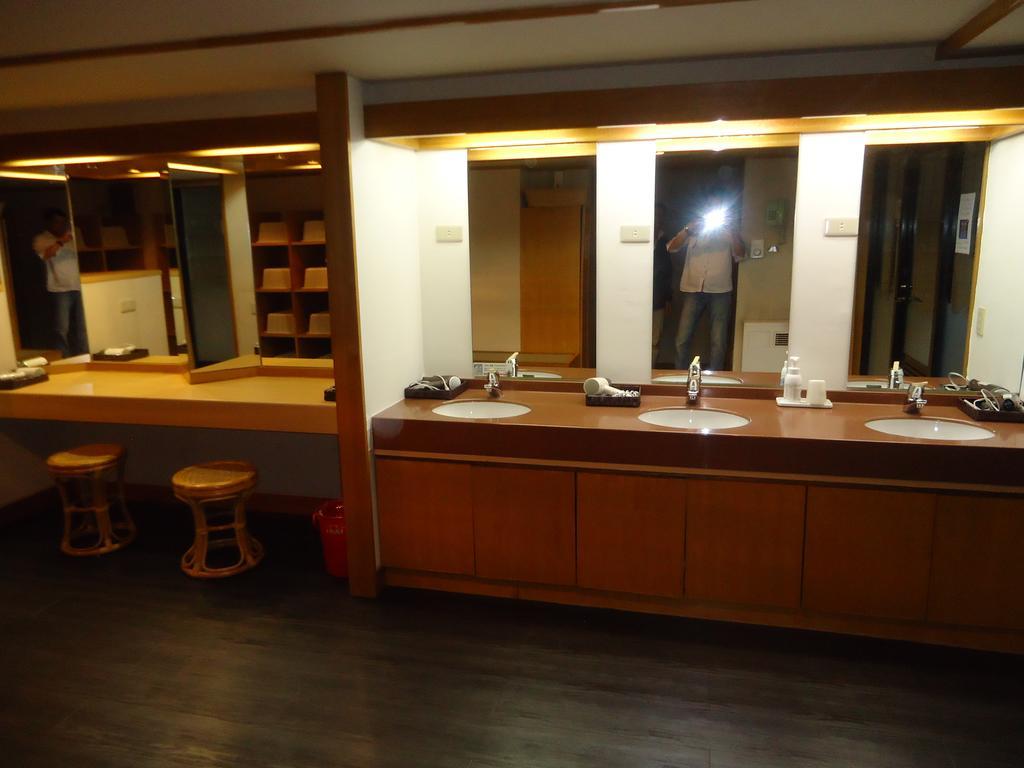 Diamond Shiga Hotel Яманучи Екстериор снимка