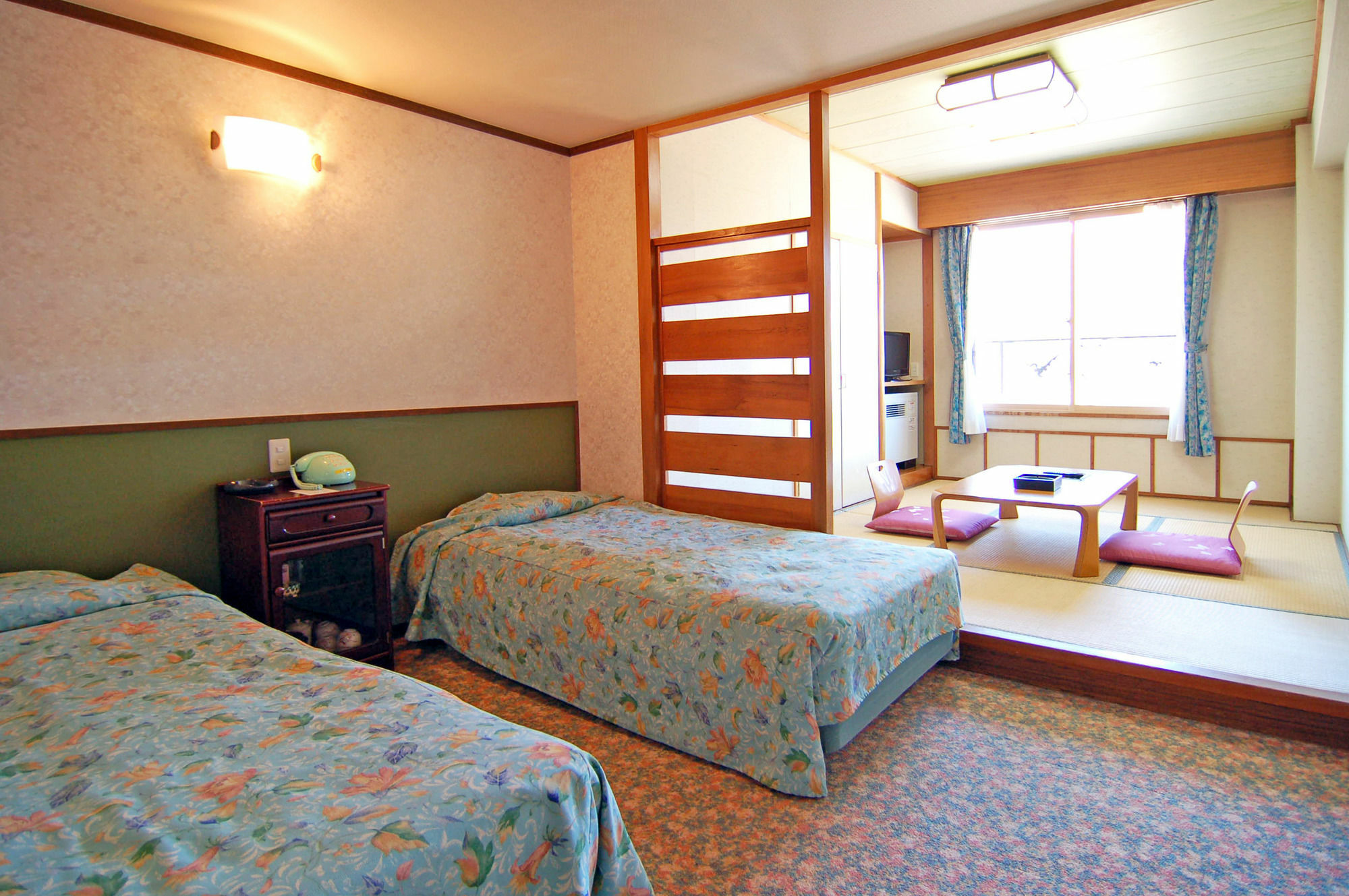 Diamond Shiga Hotel Яманучи Екстериор снимка