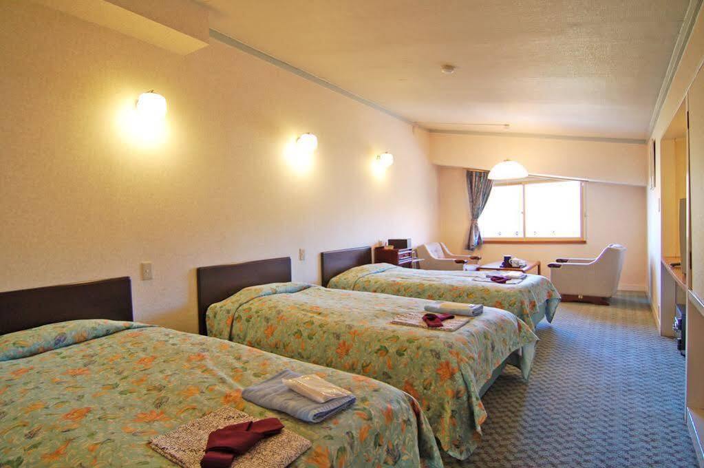Diamond Shiga Hotel Яманучи Екстериор снимка